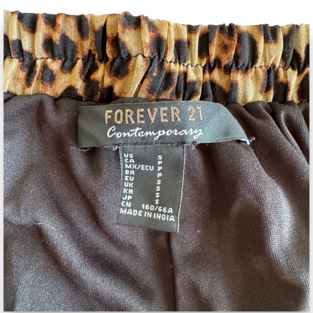 FOREVER 21 Leopard print wide leg pants size S - Picture 5 of 10